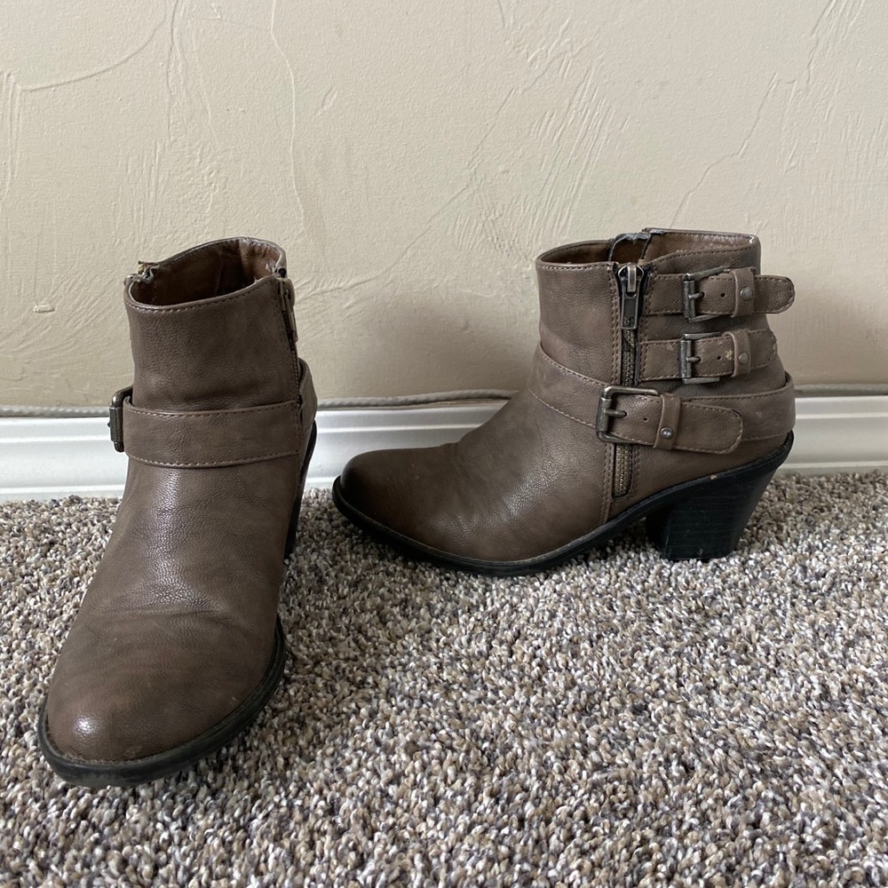 Women’s booties